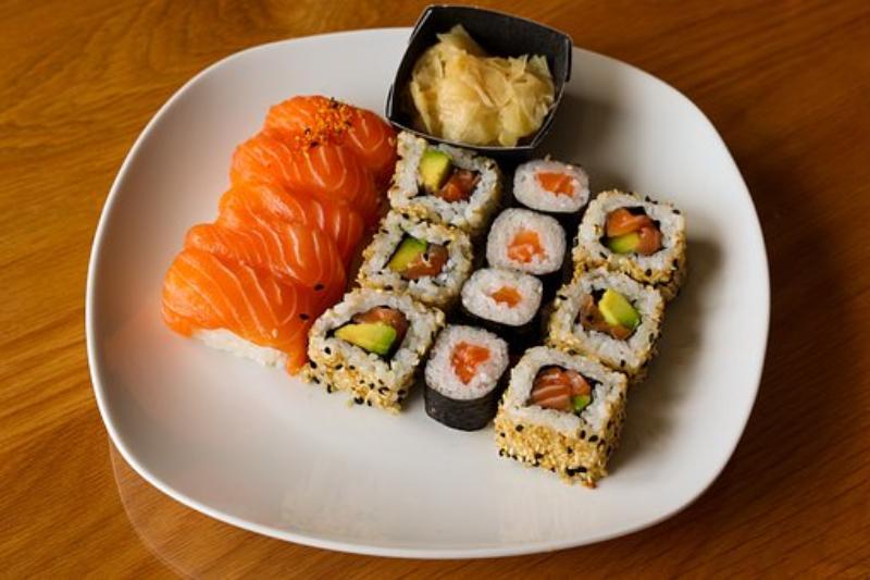 Types of sushi rolls